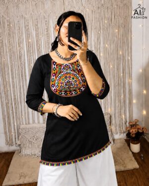Short Length Kurti - Image 8