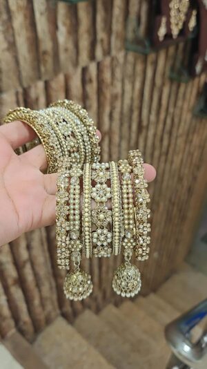 Moti Jhumar Bangles - Image 4