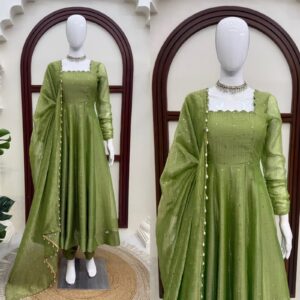 Gown Set - Image 18