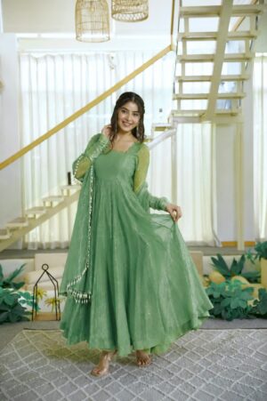 Gown Set - Image 14