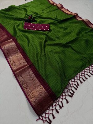 Dola Silk Saree - Image 8