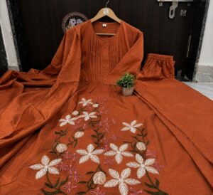 Kurta Pants With Duppata - Image 17