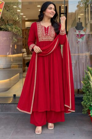 Mehrab Suit Set - Image 15